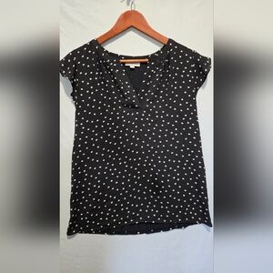 Polka Dot V-Neck Women's Relaxed Fit Silky Mixed Media Sleeveless Top EUC LOFT